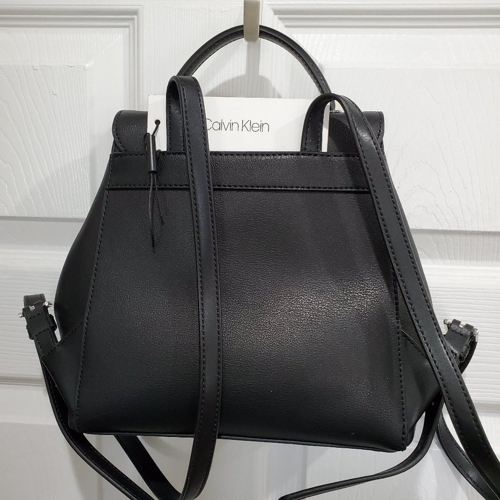Calvin Klein Backpack/Handbag - Picture 2 of 2
